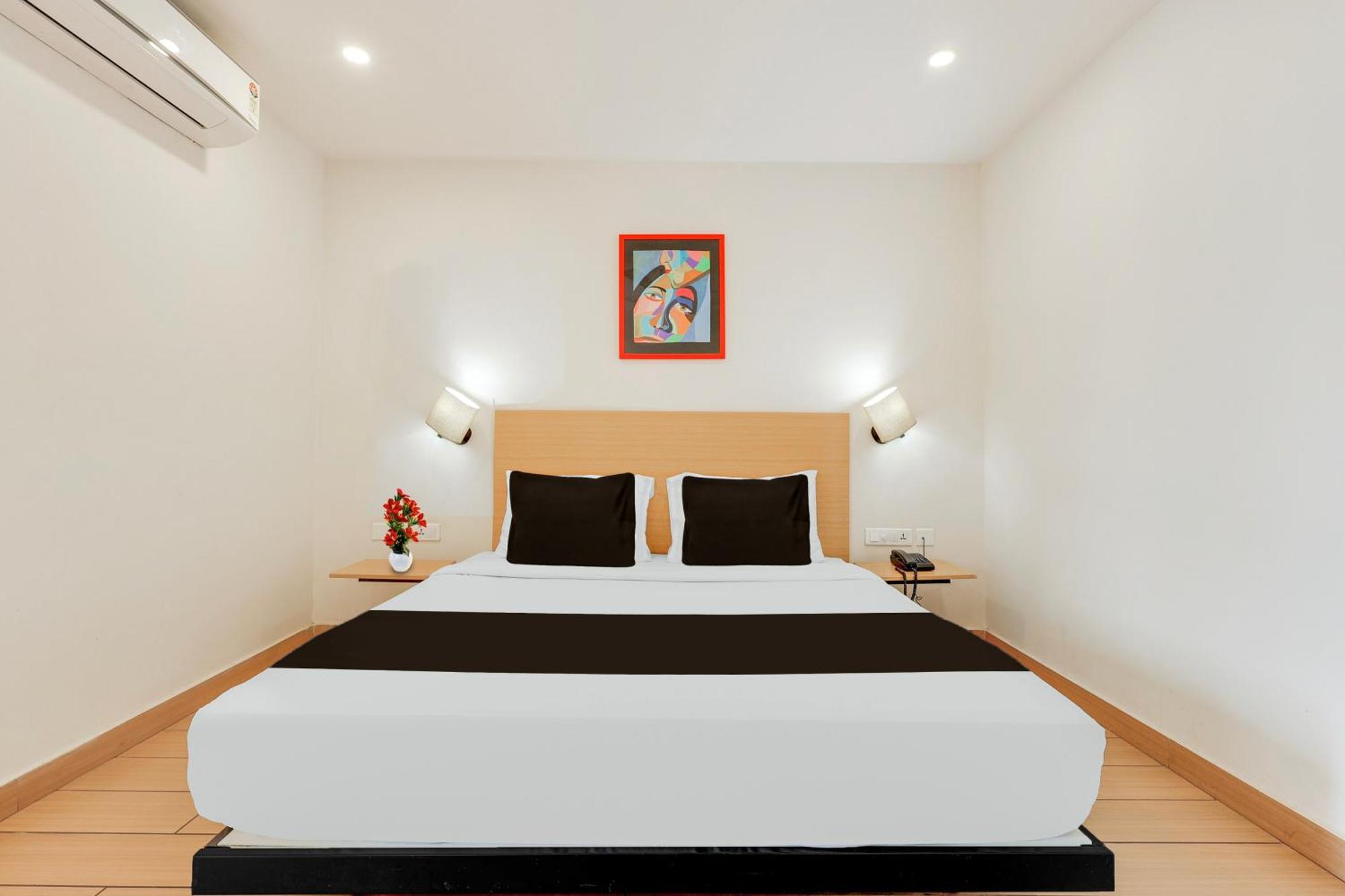 Super Townhouse Visakhapatnam 호텔 외부 사진