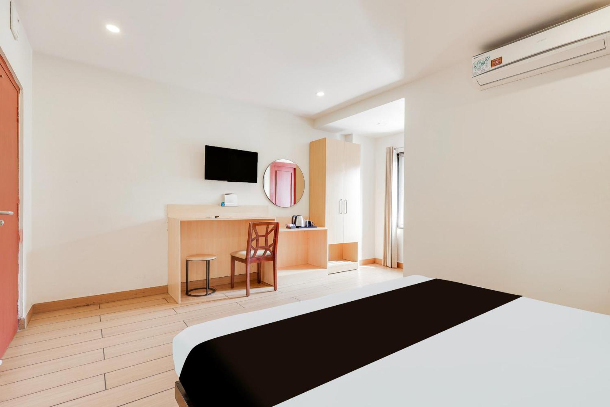 Super Townhouse Visakhapatnam 호텔 외부 사진