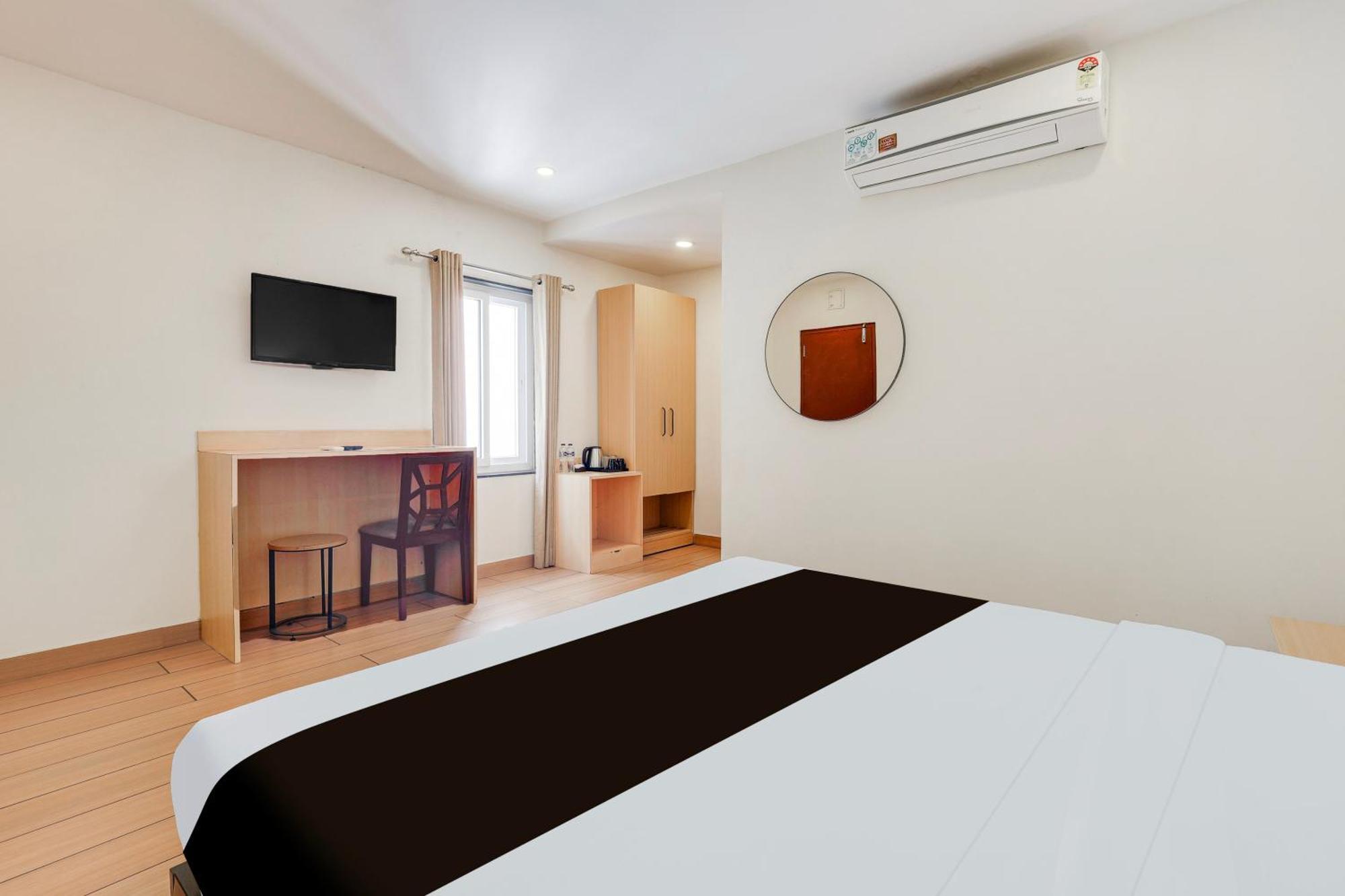 Super Townhouse Visakhapatnam 호텔 외부 사진