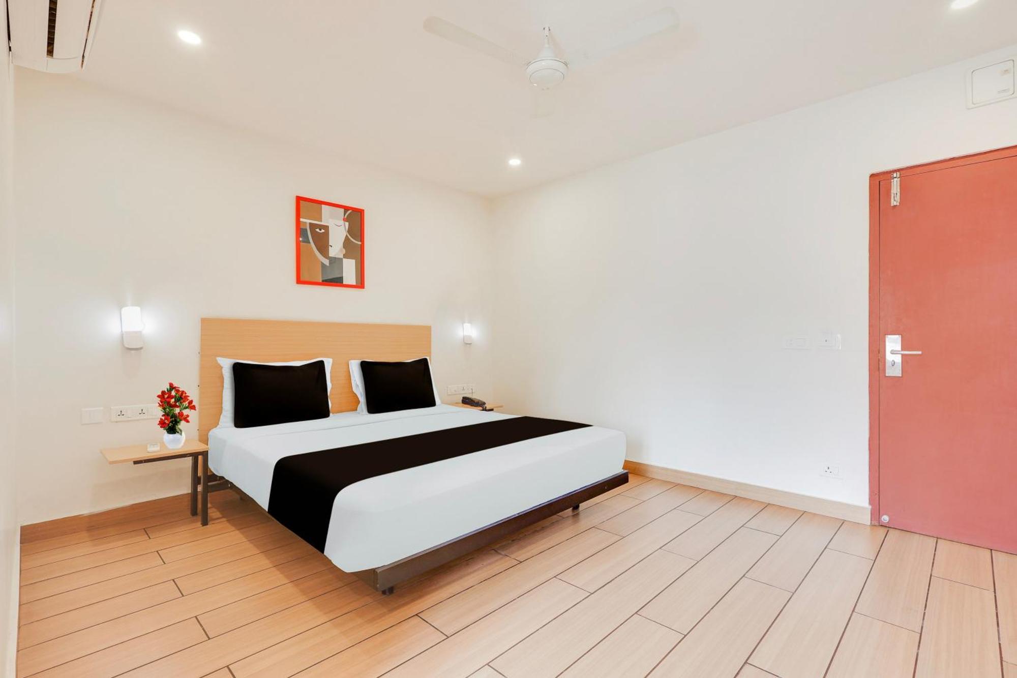 Super Townhouse Visakhapatnam 호텔 외부 사진
