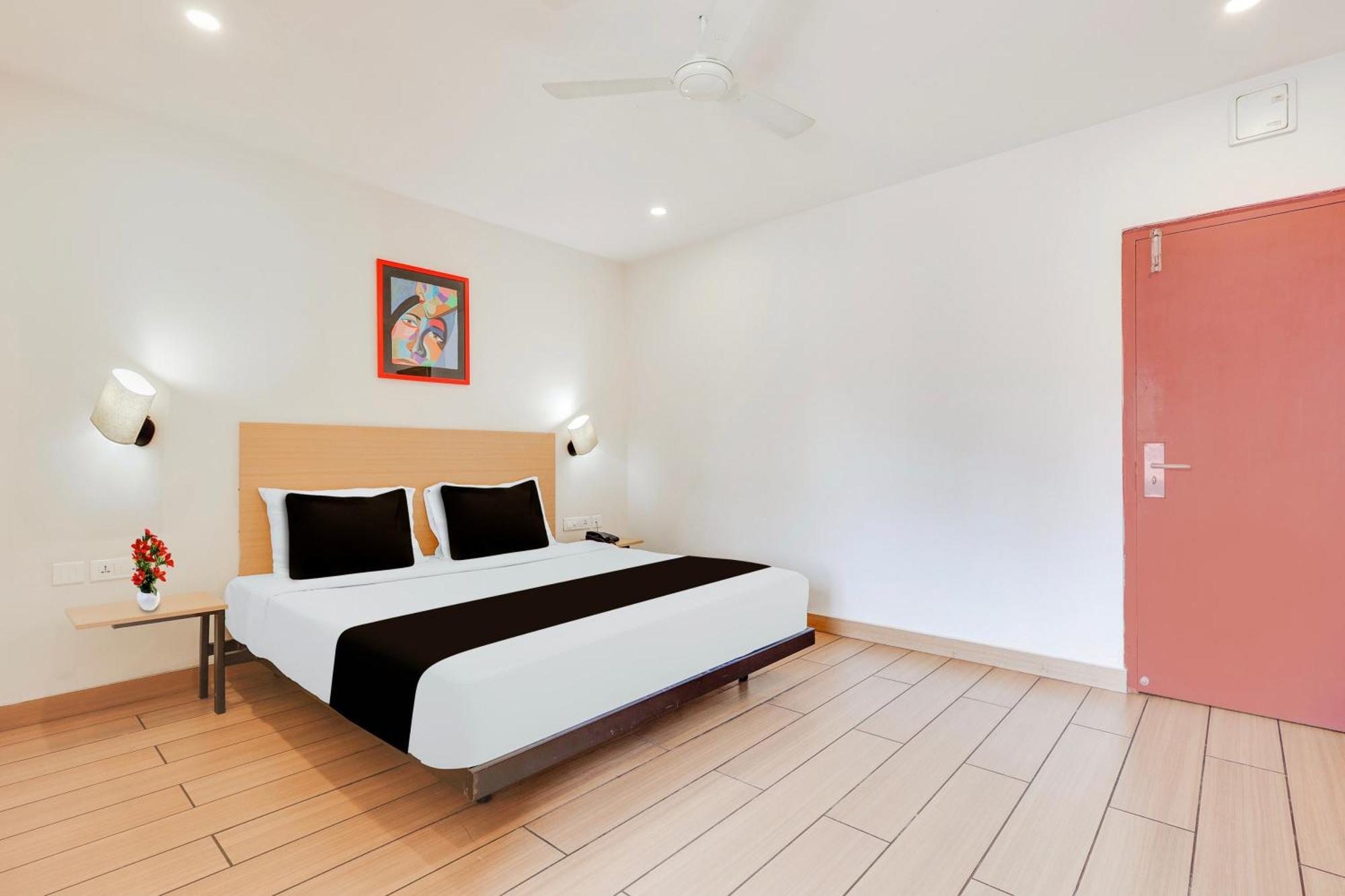 Super Townhouse Visakhapatnam 호텔 외부 사진