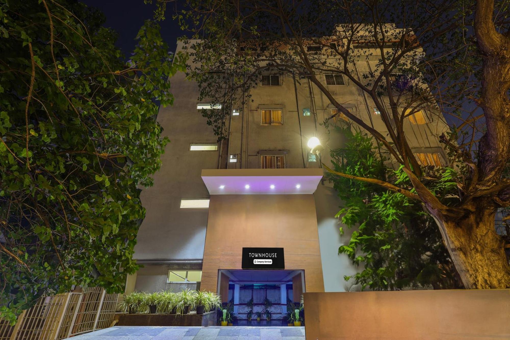 Super Townhouse Visakhapatnam 호텔 외부 사진
